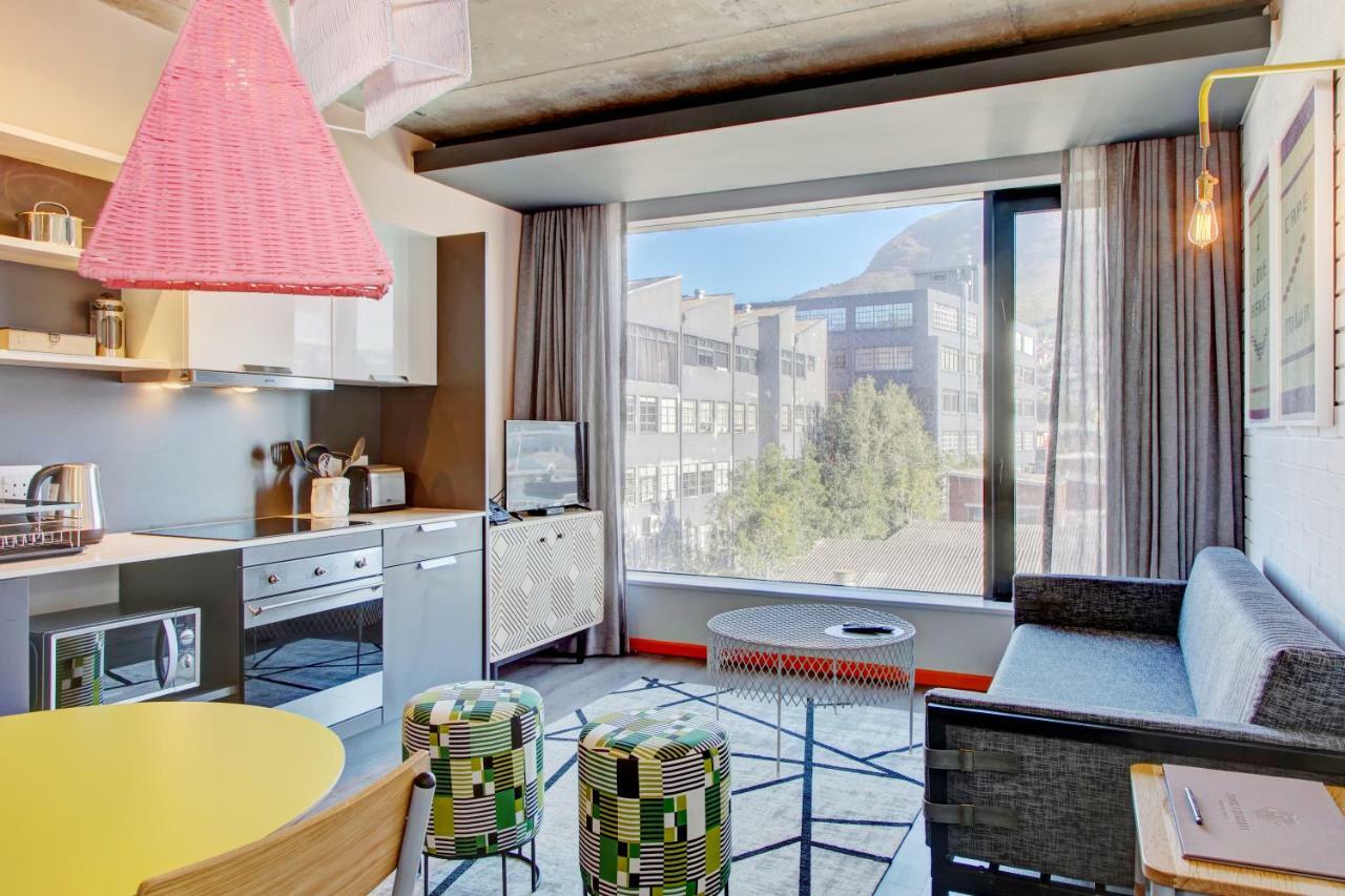 Stock Exchange Apartment Hotel Fokváros Kültér fotó