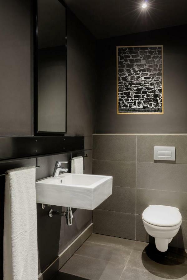 Stock Exchange Apartment Hotel Fokváros Kültér fotó